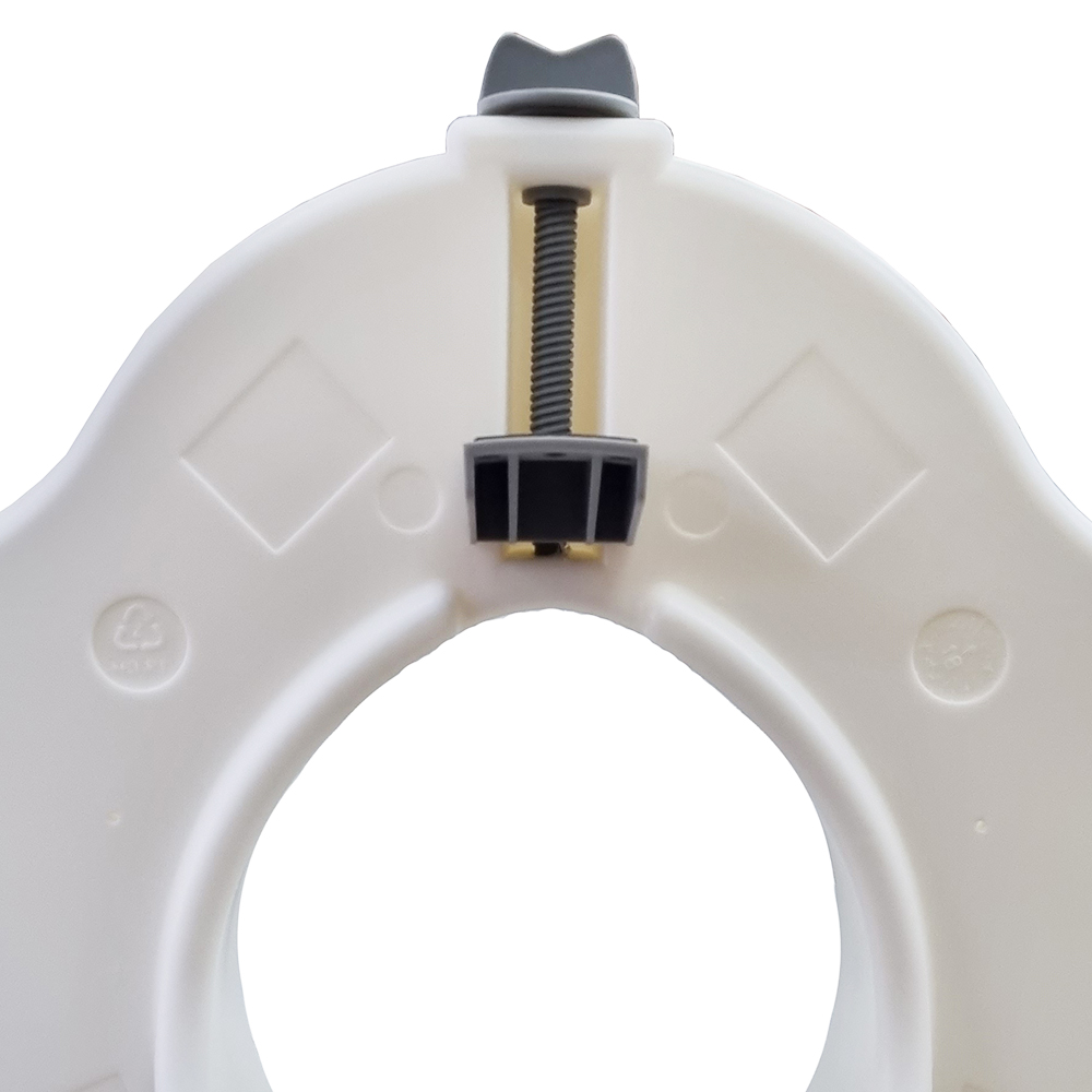 سبيس مقعد فوق المرحاض مع ساند